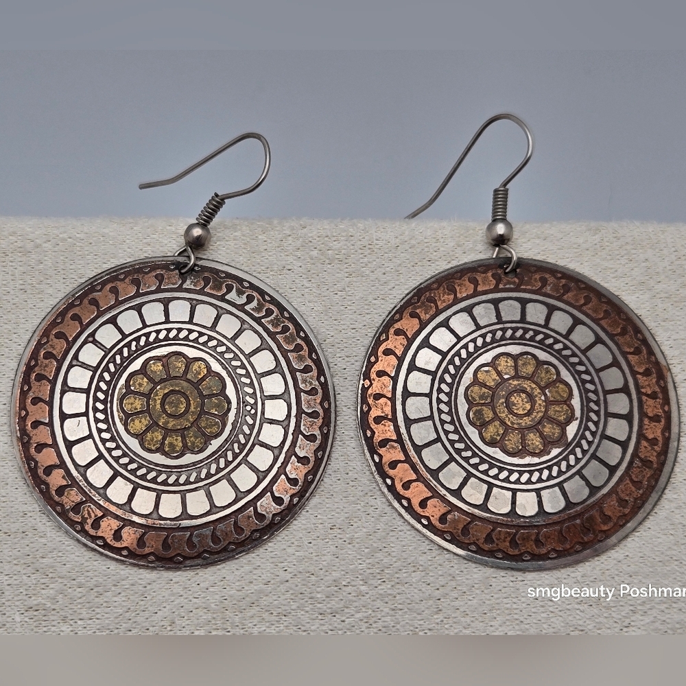 ✨2/$10✨ Round Oriental-Style Earrings Handmade Artisanal Dangle Cooper Gold